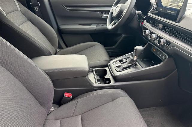 Photo of 2026 Platinum White Pearl Honda CR-V