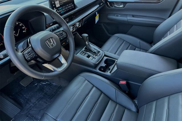Photo of 2025 Crystal Black Pearl Honda CR-V