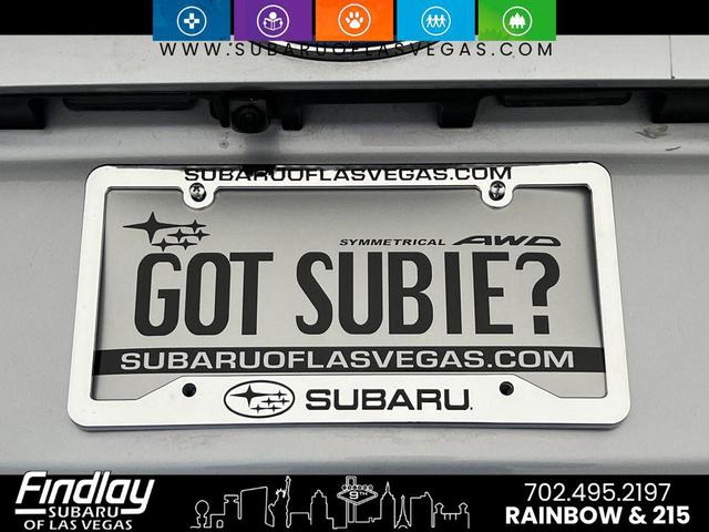 Photo of 2022 Ice Silver Metallic Subaru Forester