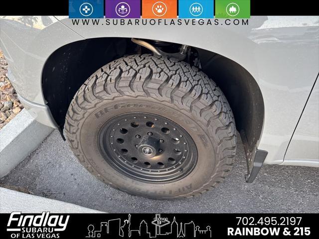 Photo of 2025 Slate Gray Metallic Chevrolet Silverado 1500
