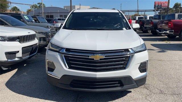 Photo of 2023 Summit White Chevrolet Traverse