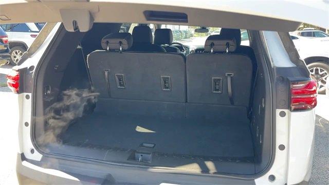 Photo of 2023 Summit White Chevrolet Traverse