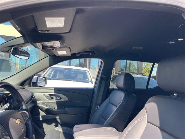 Photo of 2023 Summit White Chevrolet Traverse