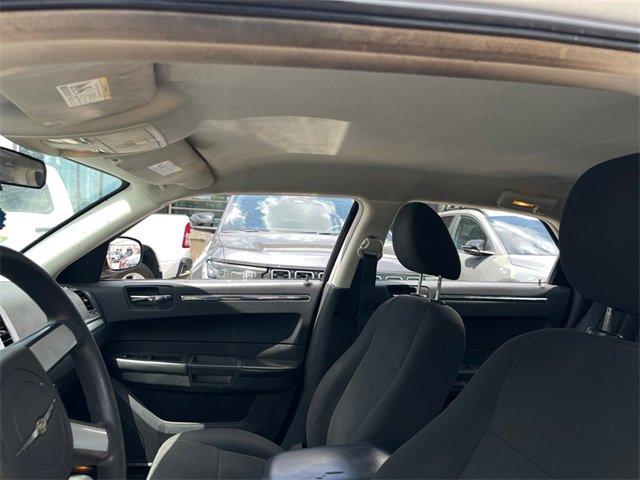 Photo of 2009 Bright Silver Metallic Chrysler 300
