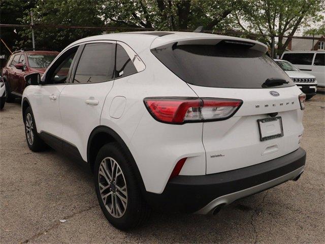 Photo of 2022 Oxford White Ford Escape