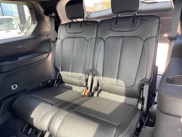 Photo of 2025 Baltic Gray Metallic Clearcoat Jeep Grand Cherokee L