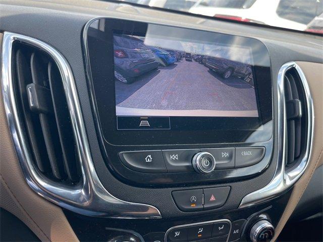 Photo of 2022 Iridescent Pearl Tricoat Chevrolet Equinox