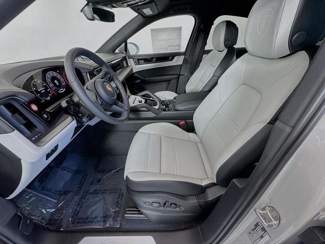 Photo of 2025 Chalk Porsche Cayenne