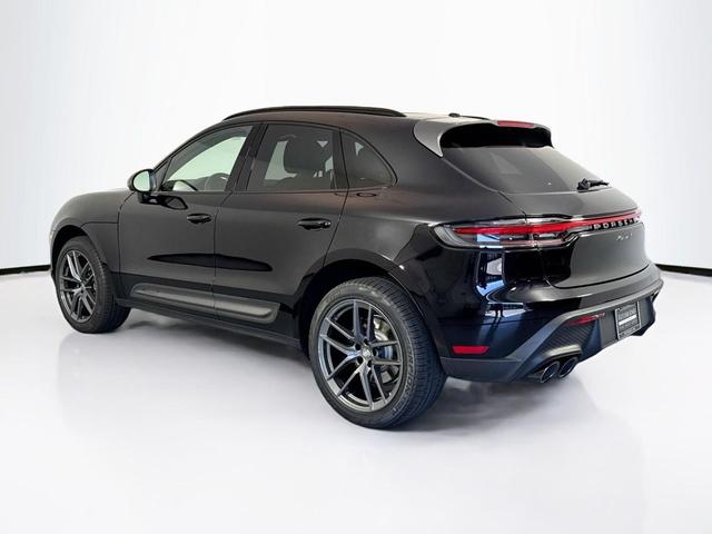Photo of 2024 Jet Black Metallic Porsche Macan