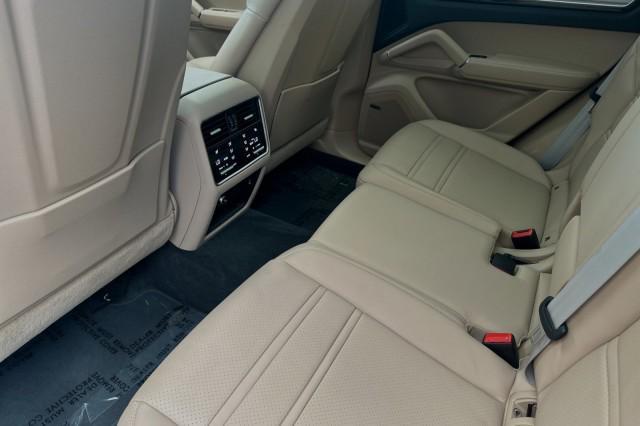 Photo of 2023 White Porsche Cayenne