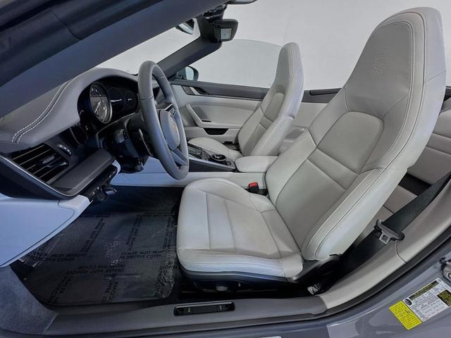 Photo of 2024 Arctic Grey Porsche 911