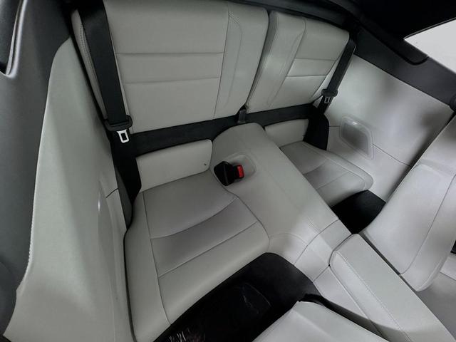 Photo of 2024 Arctic Grey Porsche 911