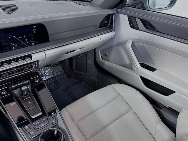 Photo of 2024 Arctic Grey Porsche 911