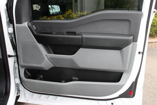 Photo of 2024 Oxford White Ford F-250