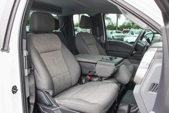 Photo of 2024 Oxford White Ford F-250