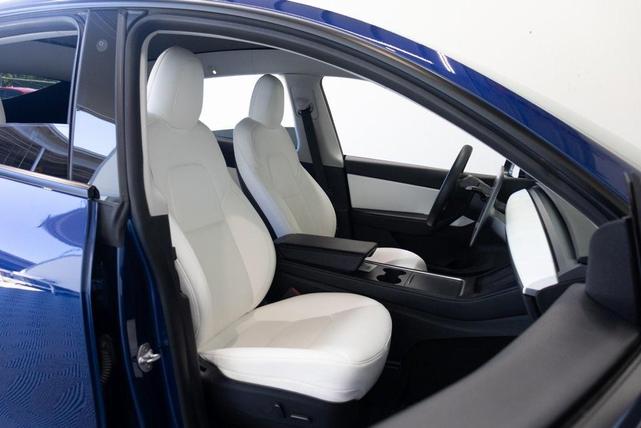 Photo of 2021 Blue Tesla Model Y