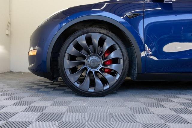 Photo of 2021 Blue Tesla Model Y