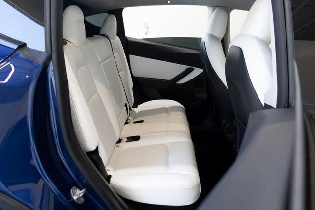Photo of 2021 Blue Tesla Model Y