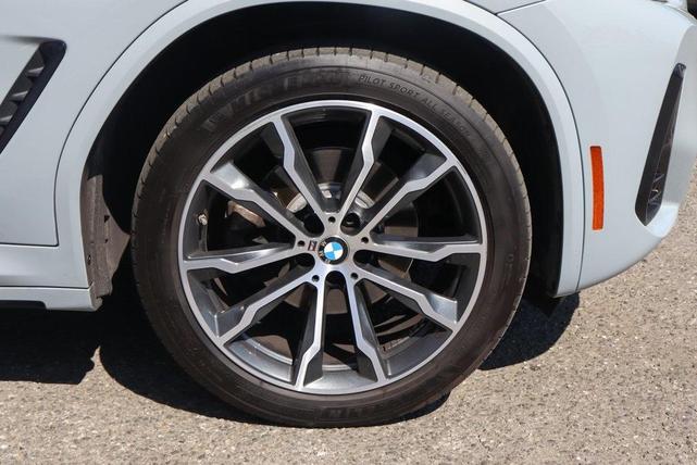 Photo of 2022 Brooklyn Gray Metallic BMW X3