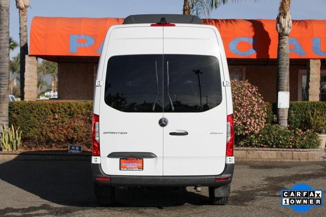 Photo of 2022 White Mercedes-Benz Sprinter 2500