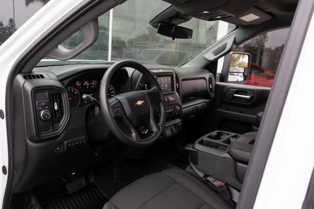 Photo of 2024 Summit White Chevrolet Silverado 2500