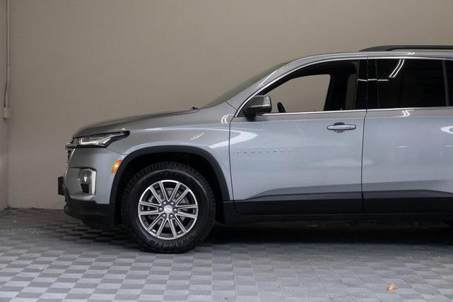 Photo of 2023 Sterling Gray Metallic Chevrolet Traverse