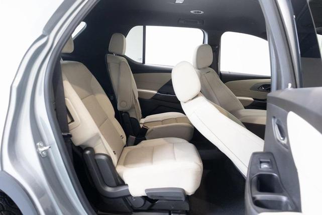 Photo of 2023 Sterling Gray Metallic Chevrolet Traverse