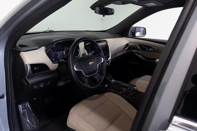 Photo of 2023 Sterling Gray Metallic Chevrolet Traverse