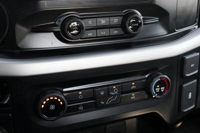 Photo of 2022 Oxford White Ford F-150