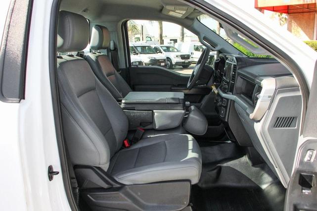Photo of 2022 Oxford White Ford F-150