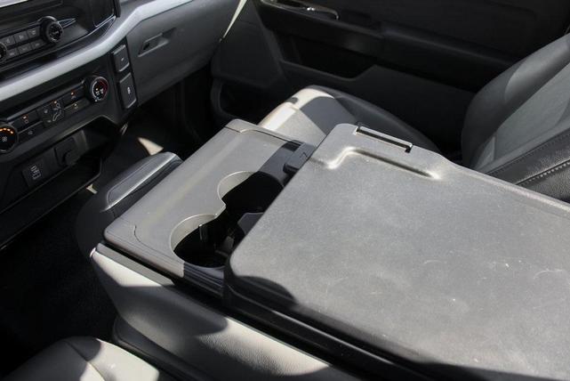 Photo of 2022 Oxford White Ford F-150