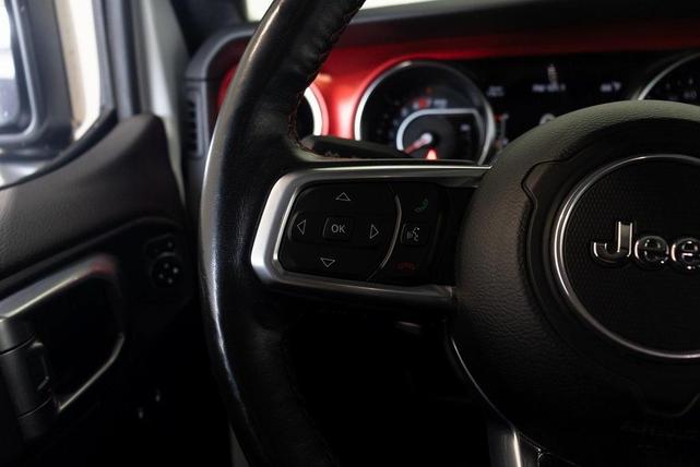 Photo of 2021 Bright White Clearcoat Jeep Wrangler
