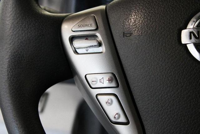 Photo of 2021 Cloud White Nissan NV200
