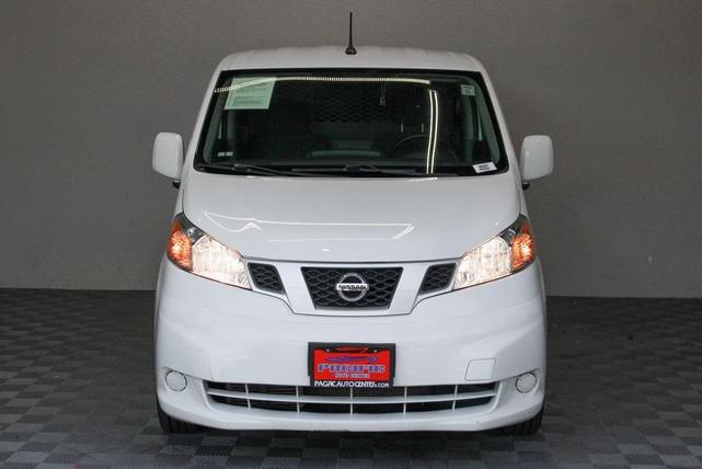 Photo of 2021 Cloud White Nissan NV200