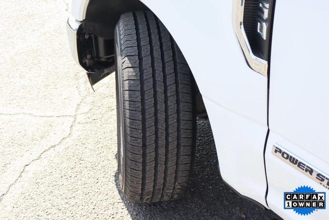 Photo of 2022 Oxford White Ford F-350