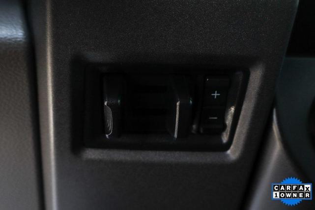 Photo of 2022 Oxford White Ford F-350