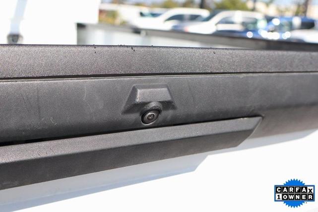 Photo of 2022 Oxford White Ford F-350