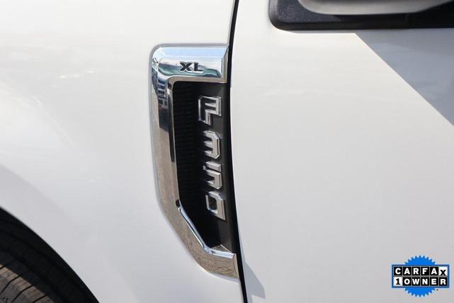 Photo of 2022 Oxford White Ford F-350