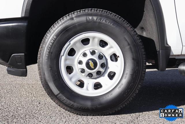 Photo of 2024 Summit White Chevrolet Silverado 3500