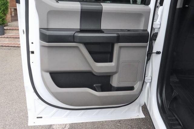Photo of 2017 Oxford White Ford F-150
