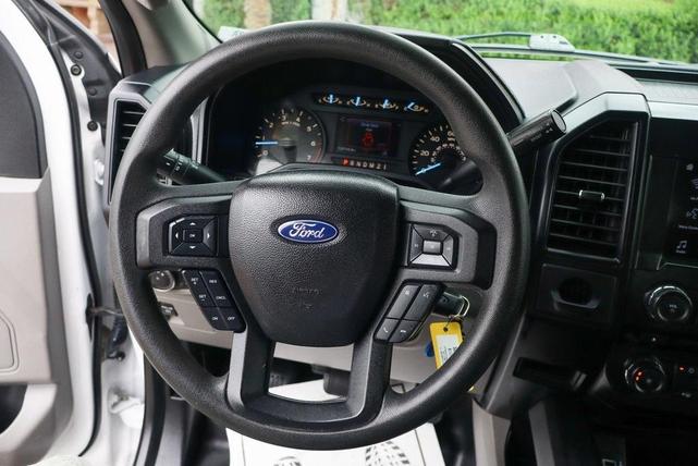 Photo of 2017 Oxford White Ford F-150