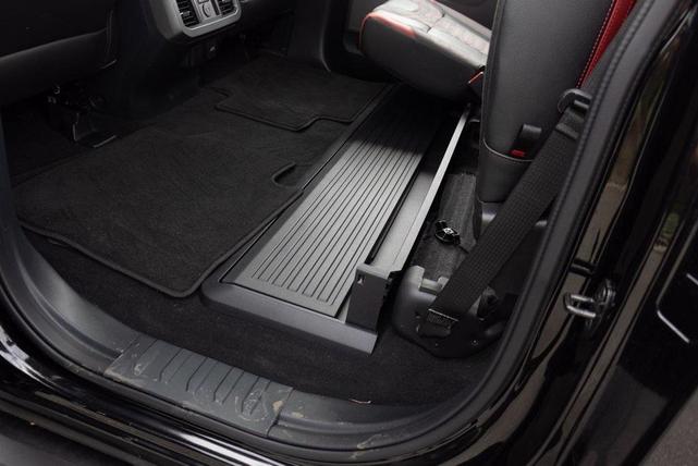 Photo of 2023 Agate Black Metallic Ford F-250