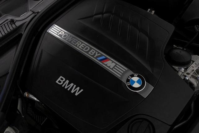 Photo of 2017 White BMW M2