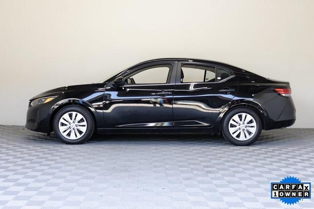Photo of 2025 Black Nissan Sentra