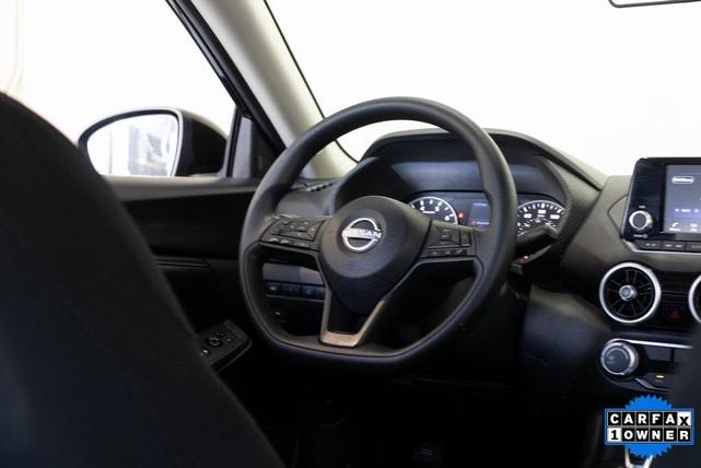 Photo of 2025 Black Nissan Sentra