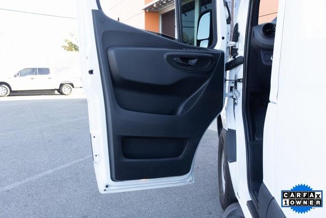 Photo of 2019 White Mercedes-Benz Sprinter 2500