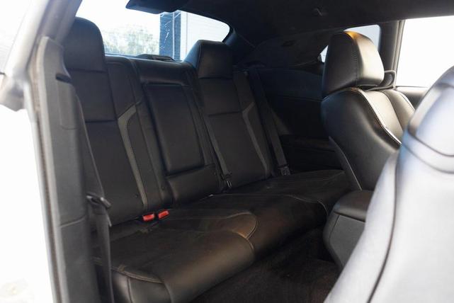 Photo of 2016 Ivory White Tri-Coat Pearl Dodge Challenger