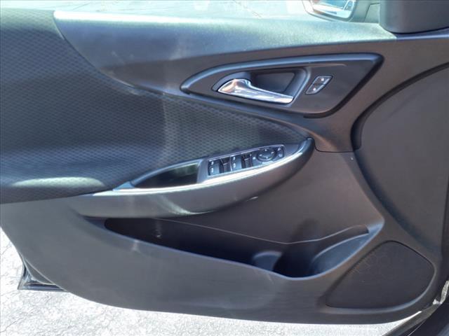 Photo of 2019 Mosaic Black Metallic Chevrolet Malibu
