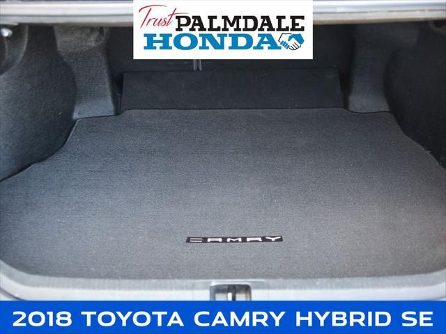Photo of 2018 Predawn Gray Mica Toyota Camry Hybrid