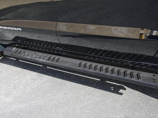 Photo of 2024 Onyx Black GMC Sierra 1500